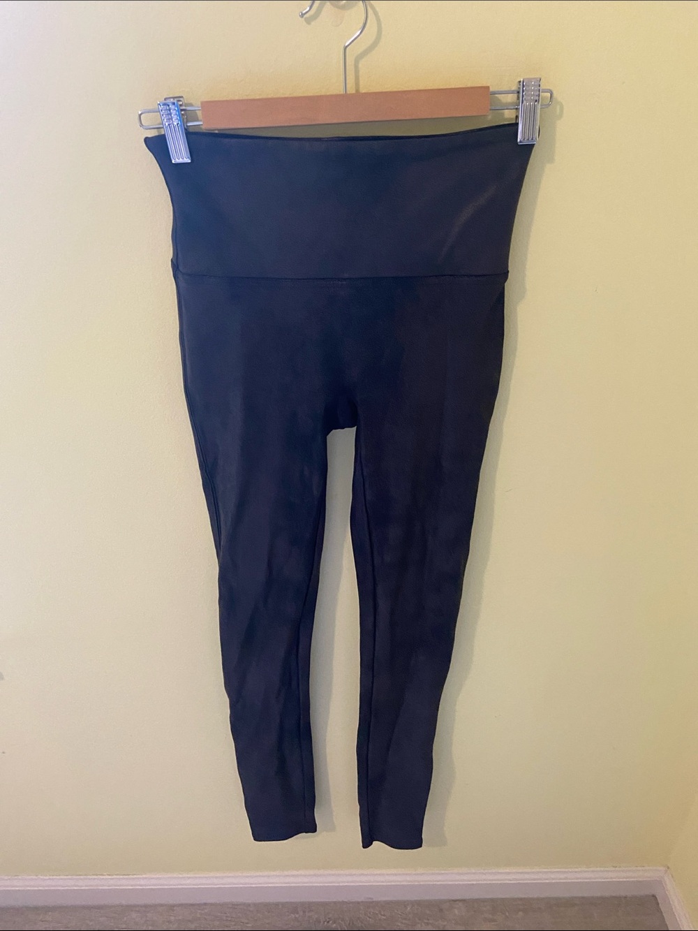 SPANX Black Women's Leggings - Medium